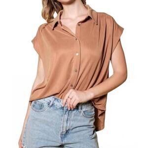 NEW CES FEMME easy and elevated roll up short sleeve basic collared top in mocha